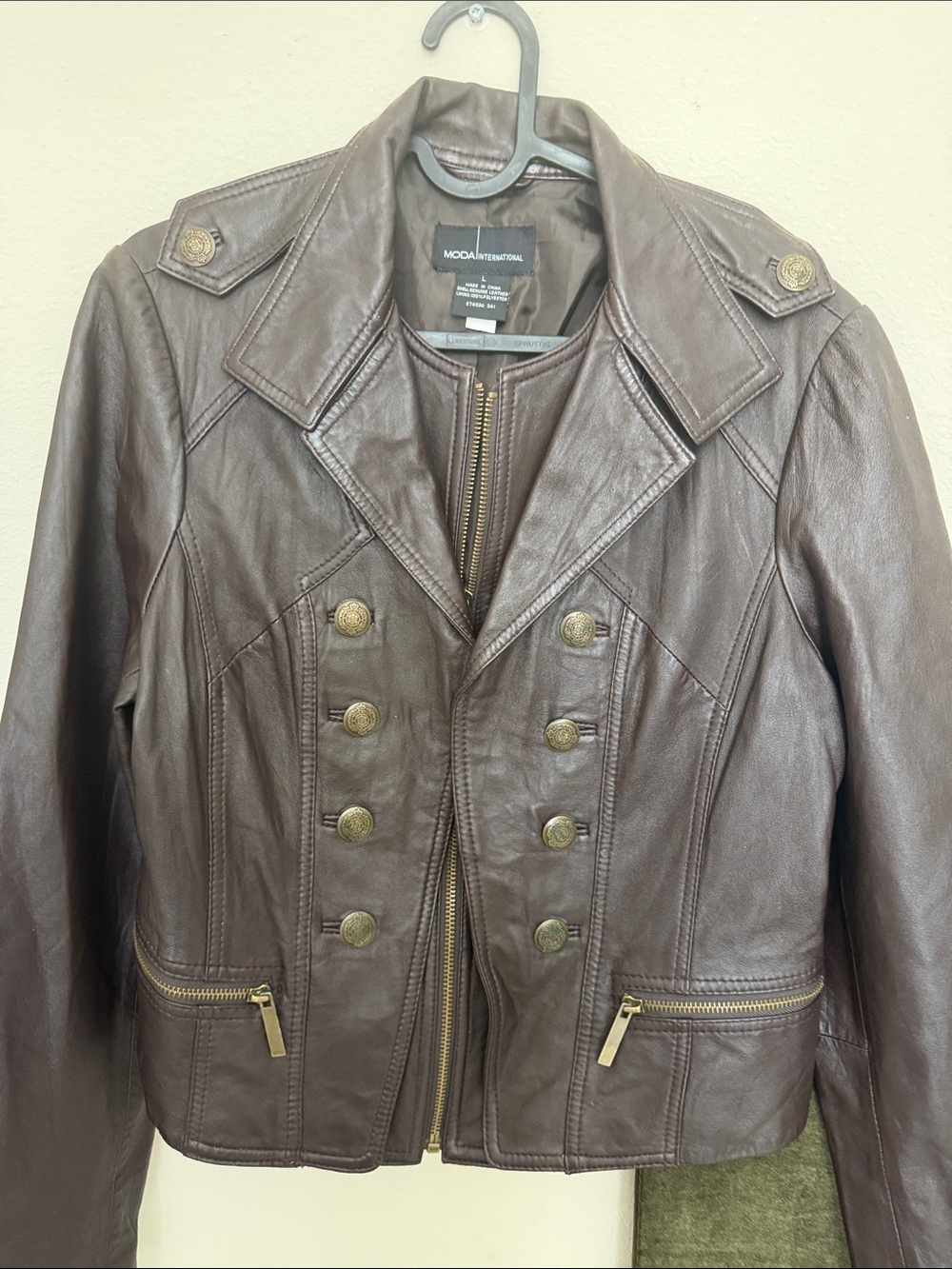 Moda International Women's Dark Brown Double-Breasted Leather Jacket VNTG